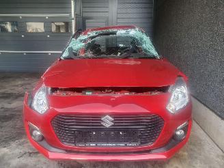 Salvage car Suzuki Swift BENZINE - 1242CC - 66KW 2018/1