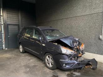 Sloopauto Ssang yong Rodius Rodius, MPV, 2005 2.2 SV 220 e-XDi 16V 4WD 2016/6
