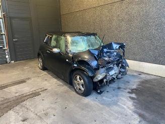 Sloopauto Mini One Mini One/Cooper (R50) Hatchback 2001 / 2007 One Hatchback  Diesel 1.364cc 65kW (88pk) FWD 2006/1