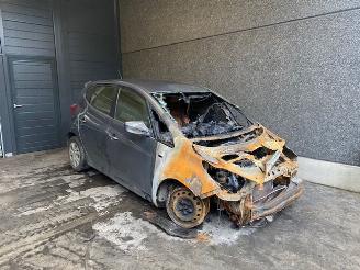 disassembly passenger cars Hyundai Ix20 1.4 CRDi 16V SUV  Diesel 1.396cc 57kW FWD 2011-06 2011/1