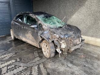 Autoverwertung Kia Rio Rio IV (YB) Hatchback 2017 1.4 CRDi 90 16V Hatchback  Diesel 1.396cc 66kW 2017/1
