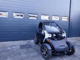 Uttjänta bilar auto Renault Twizy Brommobiel 2012 45 BRM  Elektrisch  4kW (5pk) RWD 2012-04 2020/5