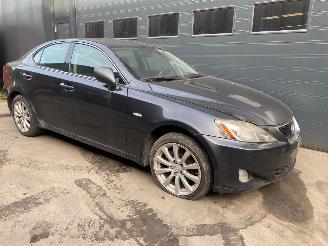 Salvage car Lexus IS Sedan 2007 220d 16V Sedan 4Dr Diesel 2.231cc 130kW 2007/11