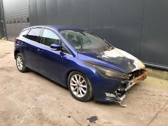 Salvage car Ford Focus III Wagon Combi 2010 / 2018 1.0 Ti-VCT EcoBoost 12V 125 Combi/o  Benzine 998cc 92kW 2016/4