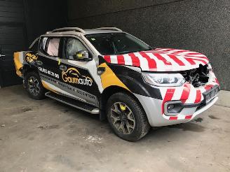 Salvage car Renault Alaskan Pick-up 2019 2.3 dCi 190 4x4 Pick-up  Diesel 2.298cc 140kW (190pk) 4x4 2019/5