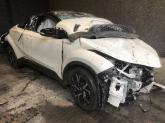 Autoverwertung Toyota C-HR SUV 2018 1.8 16V Hybrid Sedan 4Dr Elektrisch Benzine 1.798cc 72kW 2018/1