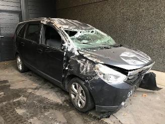 Salvage car Dacia Lodgy (JS) MPV 2015 1.2 TCE 16V MPV  Benzine 1.198cc 85kW (116pk) FWD 2015/6