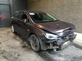 Sloopauto Opel Astra K Sports Tourer Combi 2017 1.6 CDTI 110 16V Combi/o  Diesel 1.598cc 81kW 2017/5
