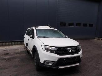 Vrakbiler auto Dacia Sandero Sandero II, Hatchback, 2012 0.9 TCE 12V 2017/10