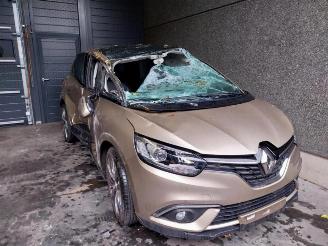 Coche siniestrado Renault Scenic Scenic IV (RFAJ), MPV, 2016 / 2022 1.3 TCE 115 16V 2018/4