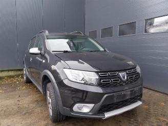 Vrakbiler auto Dacia Sandero Sandero II, Hatchback, 2012 0.9 TCE 12V 2019/6