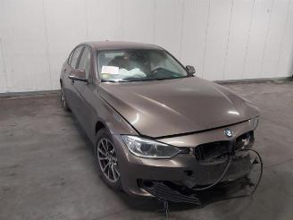 demontáž osobní automobily BMW 3-serie 3 serie (F30), Sedan, 2011 / 2018 320d 2.0 16V EfficientDynamicsEdition 2012/10