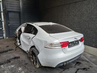 Salvage car Jaguar XE XE, Sedan, 2015 2.0d 180 16V 2018/1