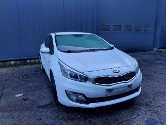 Autoverwertung Kia Cee d Cee'd Sportswagon (JDC5), Combi, 2012 / 2018 1.4i CVVT 16V 2013/4
