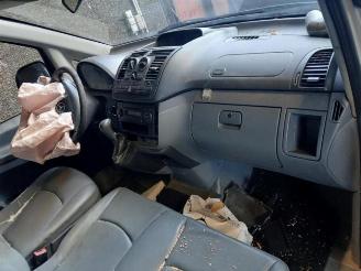Mercedes Vito Vito (639.6), Van, 2003 / 2014 2.2 111 CDI 16V picture 14