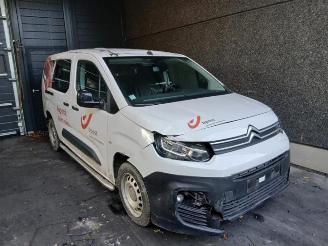 Vrakbiler auto Citroën Berlingo Berlingo, Van, 2018 1.5 BlueHDi 130 2024/2