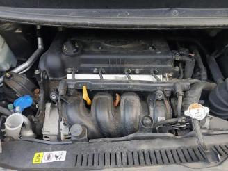 Kia Venga Venga, MPV, 2010 / 2019 1.4 CVVT 16V picture 22