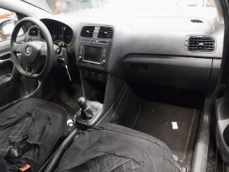 Volkswagen Polo Polo V (6R), Hatchback, 2009 / 2017 1.4 TDI picture 13