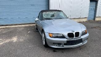 damaged passenger cars BMW Z3 E36 1998/2