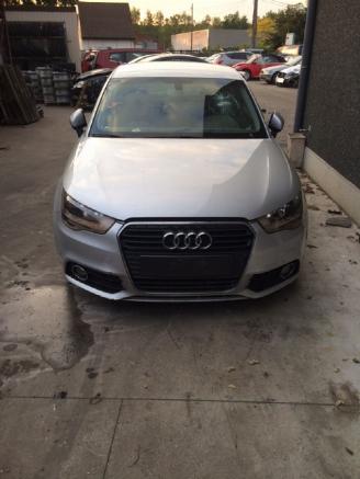 Coche siniestrado Audi A1 1200  benzine 2012/1