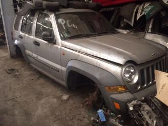 Salvage car Jeep Cherokee 2800 diesel 2007/1
