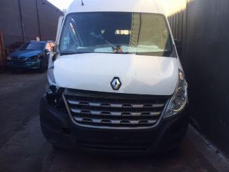 Salvage car Renault Master 2300cc diesel 2013/1