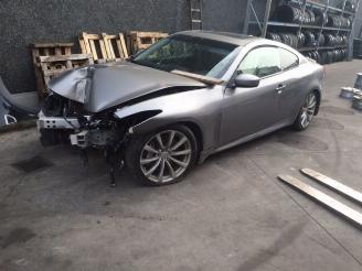 krockskadad bil auto Infiniti G37  2008/1