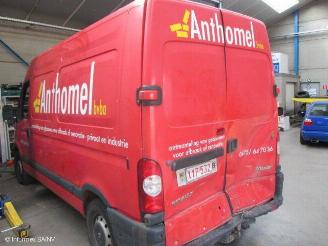 Salvage car Renault Master 2464cc/diesel/107kw 2007/1