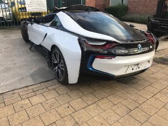 disassembly passenger cars BMW i8 hybride 2017/1