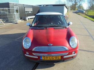 Sloopauto Mini Mini Mini One/Cooper (R50), Hatchback, 2001 / 2007 1.6 16V Cooper 2003/1