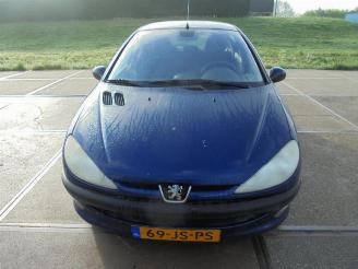 Vrakbiler auto Peugeot 206 206 (2A/C/H/J/S), Hatchback, 1998 / 2012 1.6 16V 2002/9