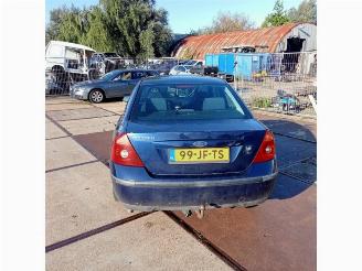 Ford Mondeo Mondeo III, Sedan, 2000 / 2007 1.8 16V picture 3