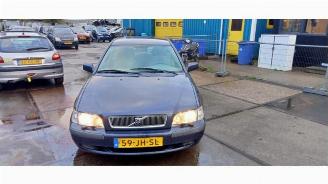 demontáž osobní automobily Volvo S-40 S40 (VS), Sedan, 1995 / 2004 1.8i 16V 2002/4