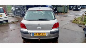 Peugeot 307 307 (3A/C/D), Hatchback, 2000 / 2009 2.0 16V picture 4