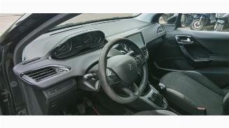 Peugeot 208 208 I (CA/CC/CK/CL), Hatchback, 2012 / 2019 1.2 Vti 12V PureTech 82 picture 6