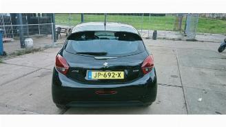 Peugeot 208 208 I (CA/CC/CK/CL), Hatchback, 2012 / 2019 1.2 Vti 12V PureTech 82 picture 3