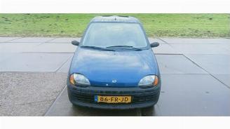 Autoverwertung Fiat Seicento Seicento (187), Hatchback, 1997 / 2010 1.1 SPI Hobby,Young 2000/5