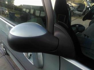 Peugeot 1007 1007 (KM), Hatchback 3-drs, 2004 / 2011 1.4 picture 25