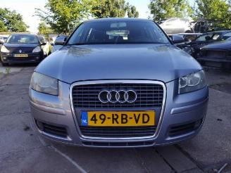 Uttjänta bilar auto Audi A3 A3 Sportback (8PA), Hatchback 5-drs, 2004 / 2013 2.0 FSI 16V 2005/1