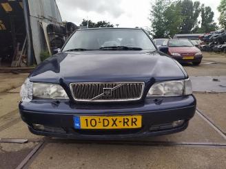 demontáž osobní automobily Volvo V-70 V70 (GW/LW/LZ), Combi, 1997 / 2002 2.4 20V 140 2000/1