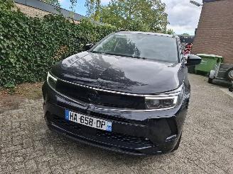 Opel Grandland GRANDLAND NEW BLACK EDITION 2024 RIJDEND  130PK AUTOMAAT 3400km LEER ALCANTARA picture 2