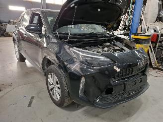 skadebil auto Toyota Yaris Cross yaris Cross 15 hybride  automaat 27000km airbag OK start &draait 2025 2025/1