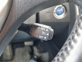 Toyota Auris Touring Sports Hybrid Navi Stoelverw. picture 17