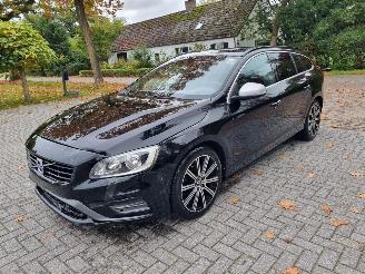 Volvo V-60 R-Design 2.0d 88KW Navi Stoelverw. picture 7