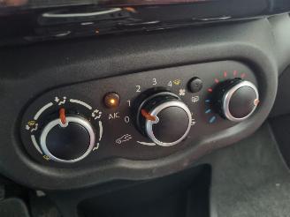 Renault Twingo 1.0 SCE Airco picture 17