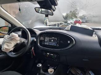 Toyota Aygo X 1.0 Airco picture 11