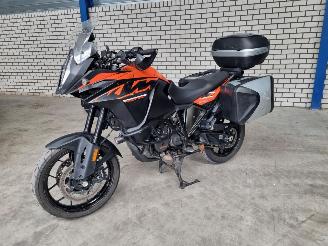damaged motor cycles KTM  Adventure L Garmin Koffers Handvatverw. 2018/5