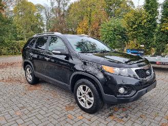 damaged passenger cars Kia Sorento 2.2 CRDI 145KW Leder Stoelverw Navi 2012/11