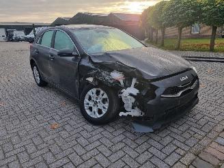 Kia Ceed 1.0 TGDI Aut. Navi Camera picture 7