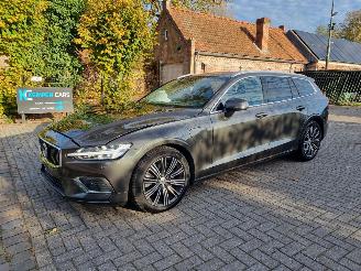 Damaged car Volvo V-60 T6 Plugin Hybr Navi Stoelverw. 2021/8